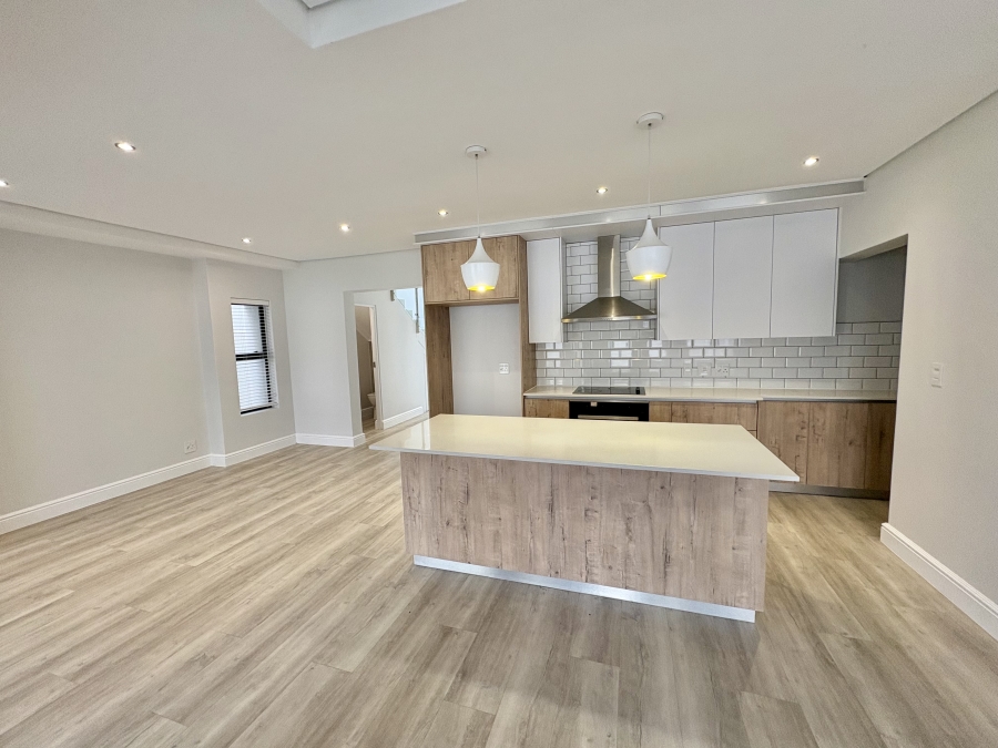 4 Bedroom Property for Sale in Sandown Western Cape